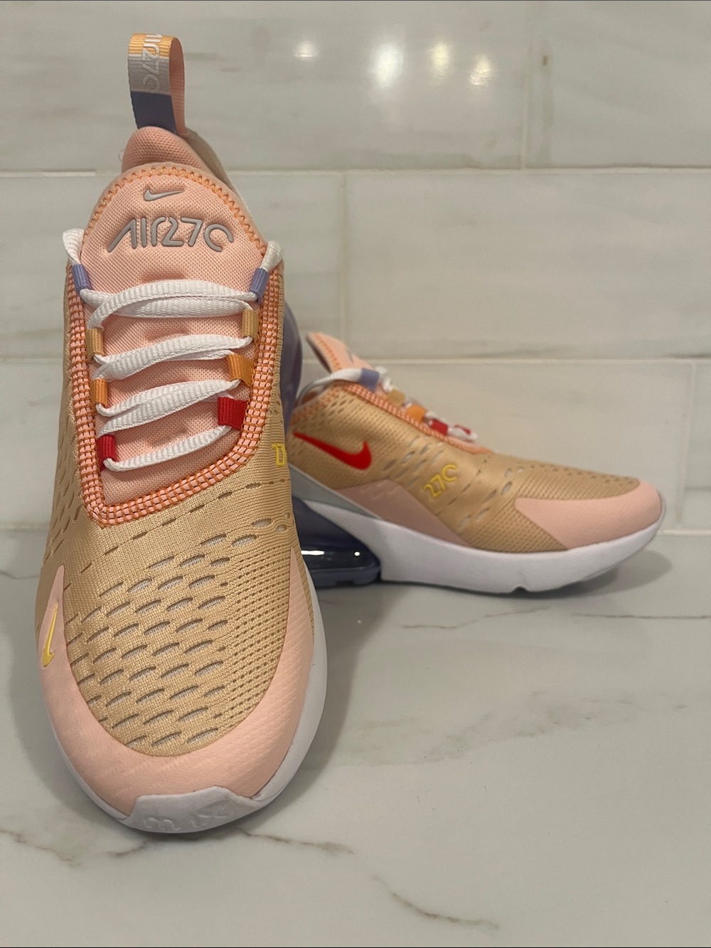 Nike Air Max 270 NEW Sneakers in
Washed Coral size 6.5